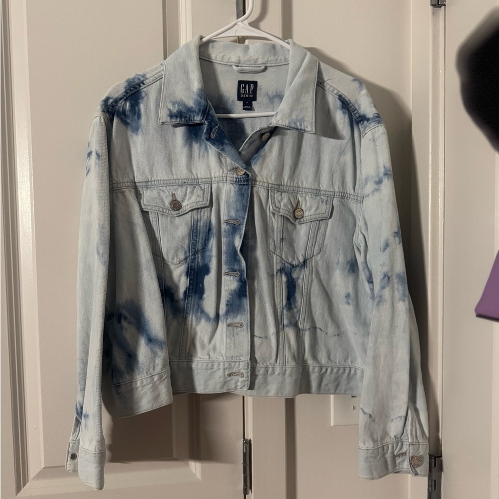 GAP Women's Light Blue Tie-Dye Denim Jacket